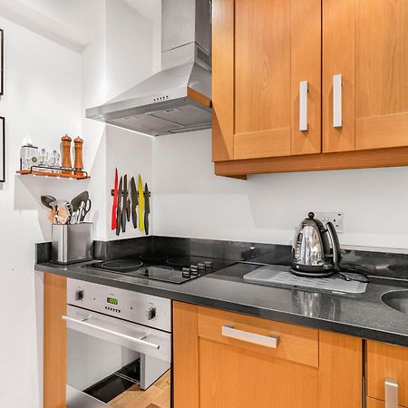 Elegant 1 Bedroom Flat Near Harrods London Bagian luar foto