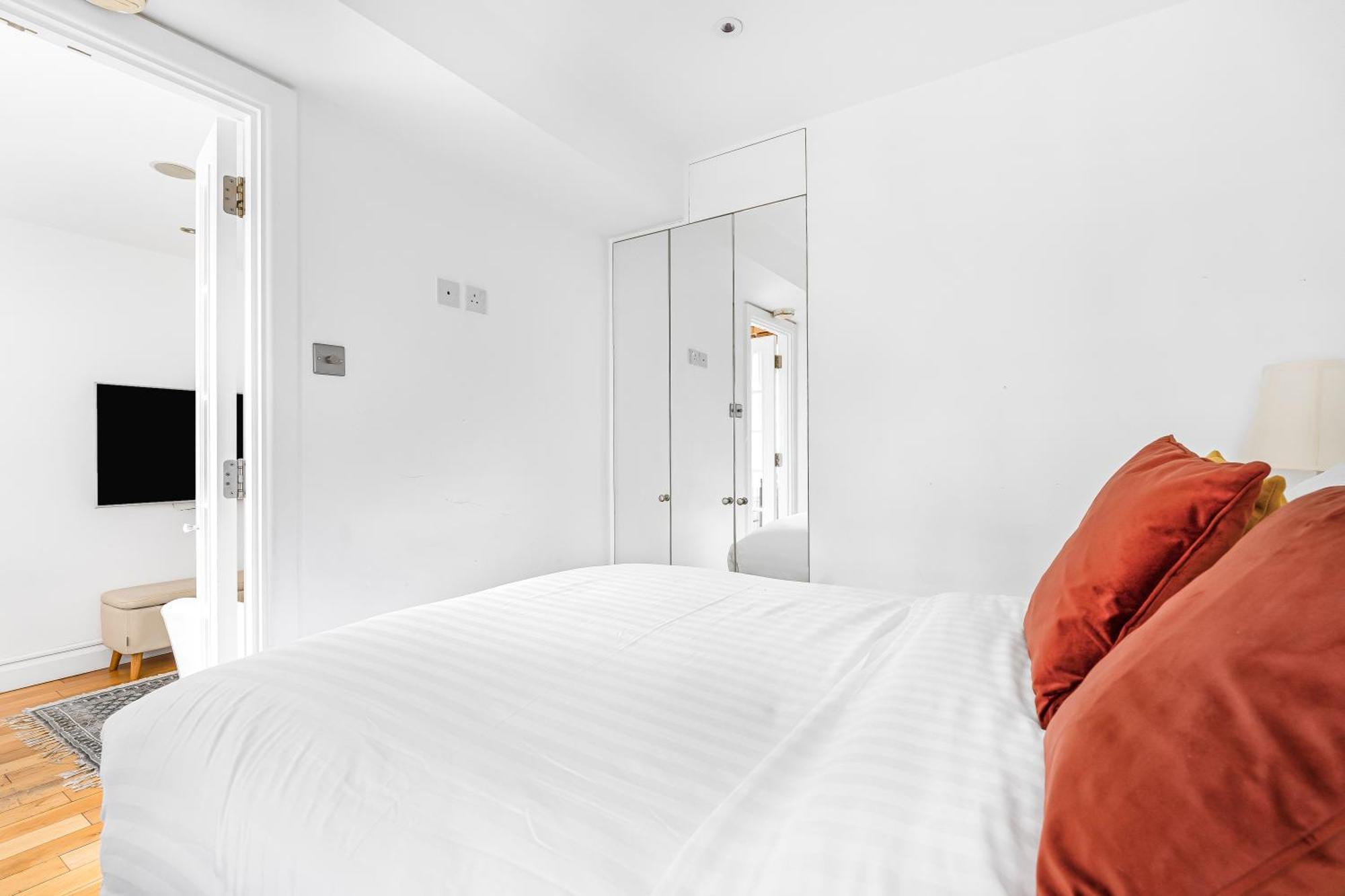 Elegant 1 Bedroom Flat Near Harrods London Bagian luar foto